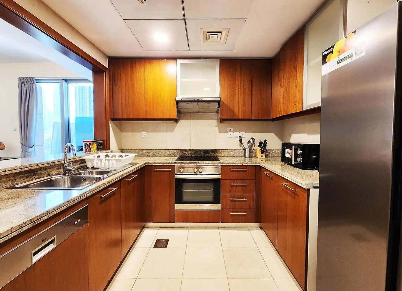 Rh- The Perfect Family Getaway, 3Br In Standpoint Tower Lägenhet Dubai Förenade Arabemiraten