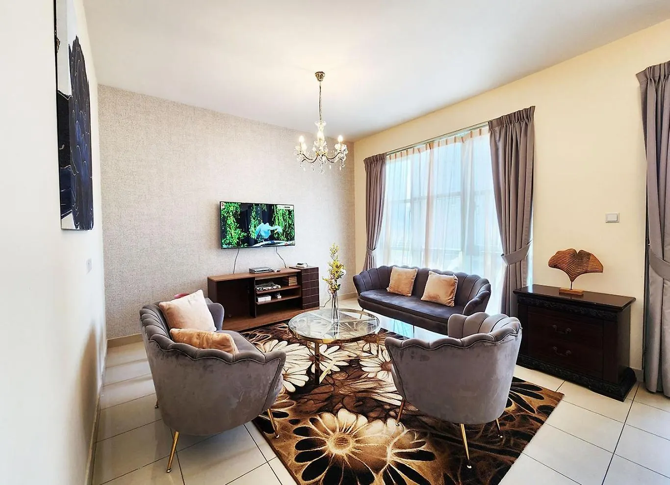 Rh- The Perfect Family Getaway, 3Br In Standpoint Tower Lägenhet Dubai